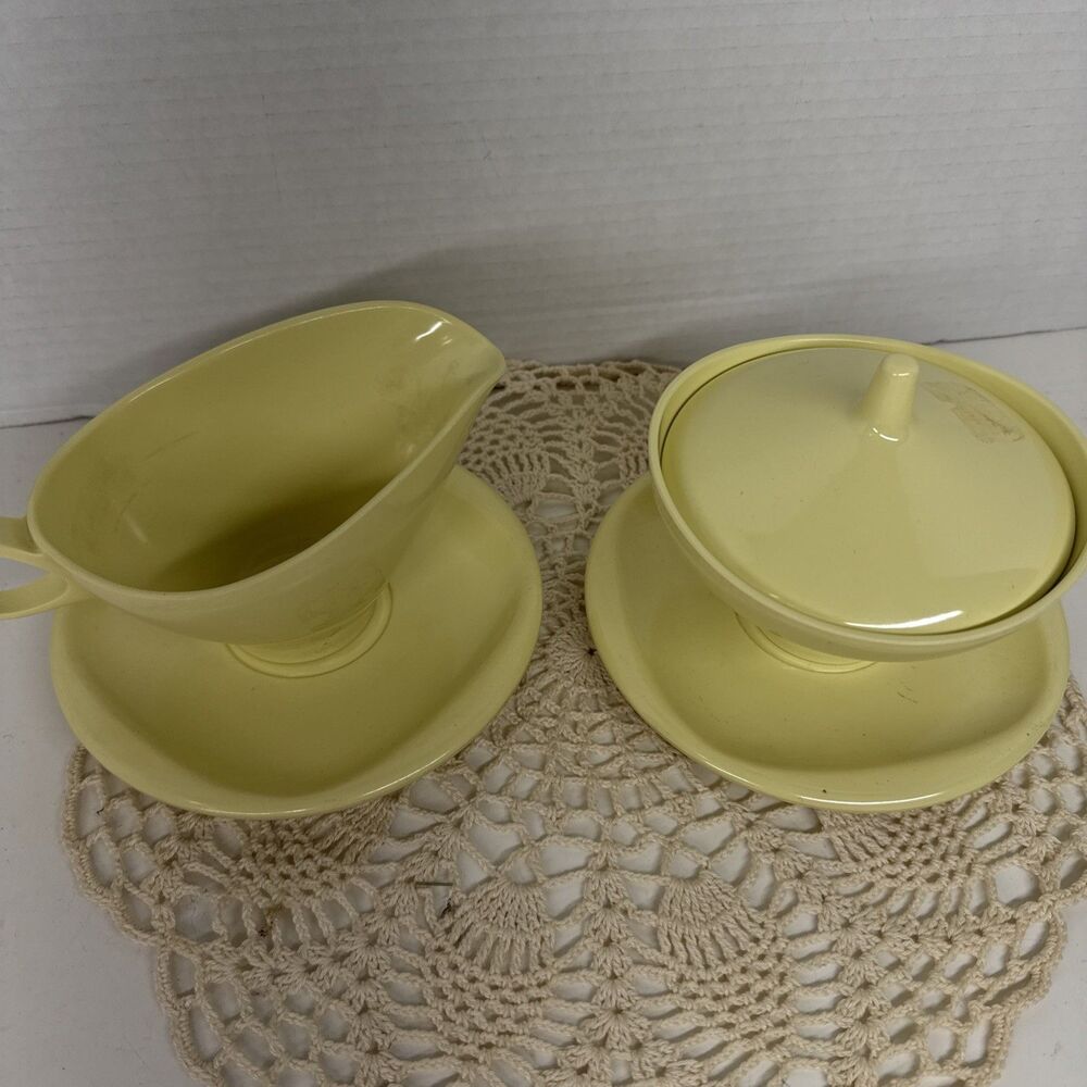 Boontonware Yellow Creamer &Sugar Bowl With Lid Saucers MCM 3521 Vintage